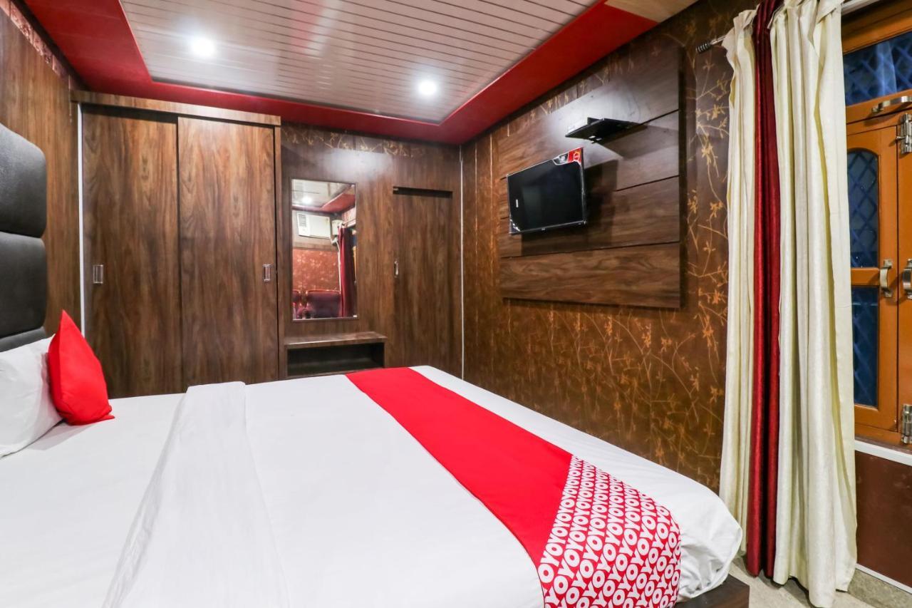 Oyo 6908 Hotel Royal City Āzamgarh Екстериор снимка