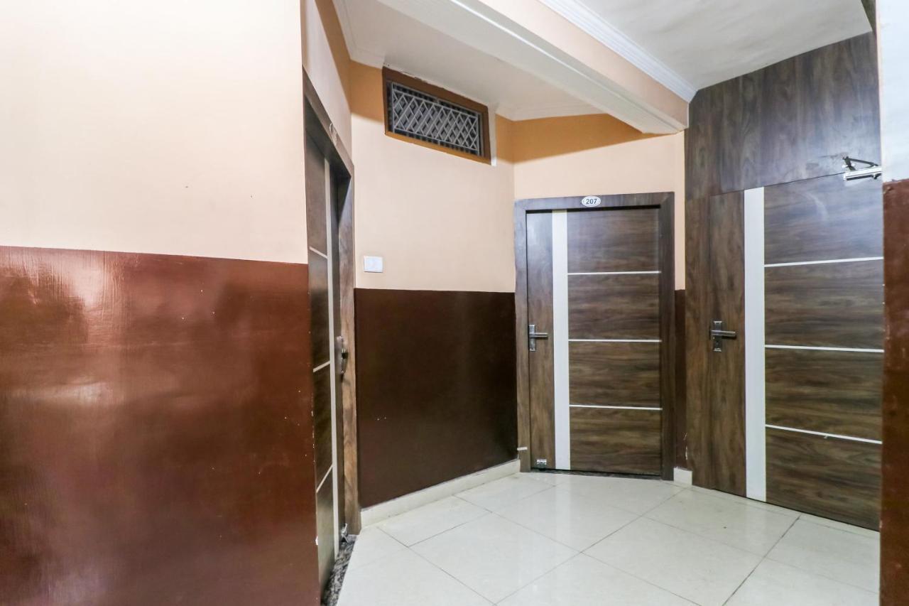 Oyo 6908 Hotel Royal City Āzamgarh Екстериор снимка
