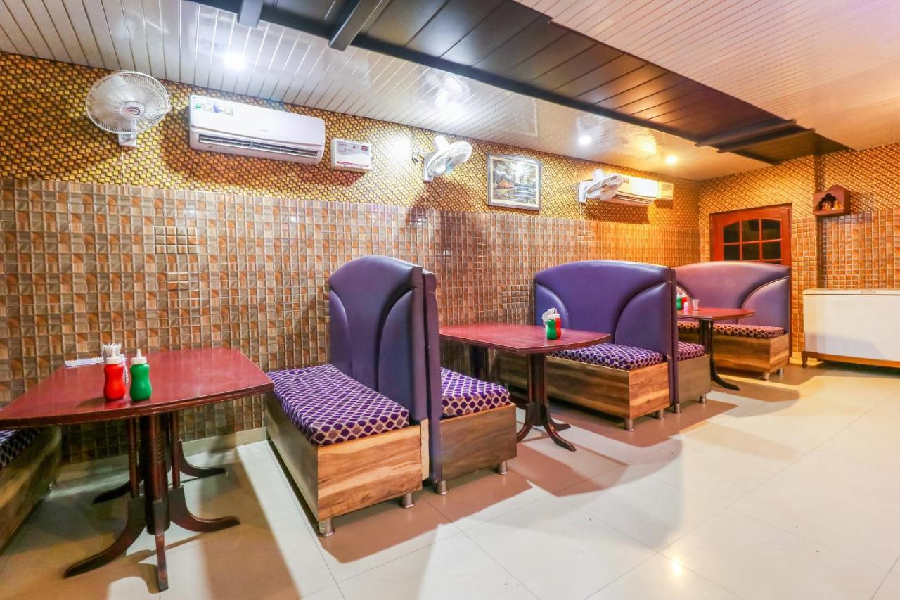 Oyo 6908 Hotel Royal City Āzamgarh Екстериор снимка
